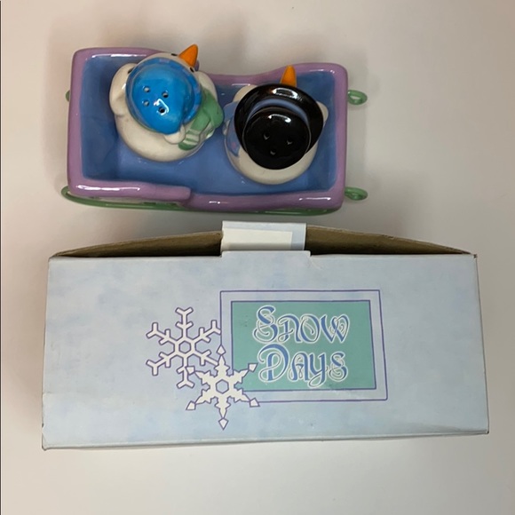NIB snowman salt and pepper shakers - Picture 4 of 4